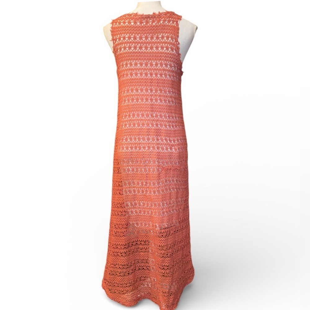 MYSTREE CROCHET SLEEVLESS MAXI DRESS in Coral Size Large - Picture 3 of 6